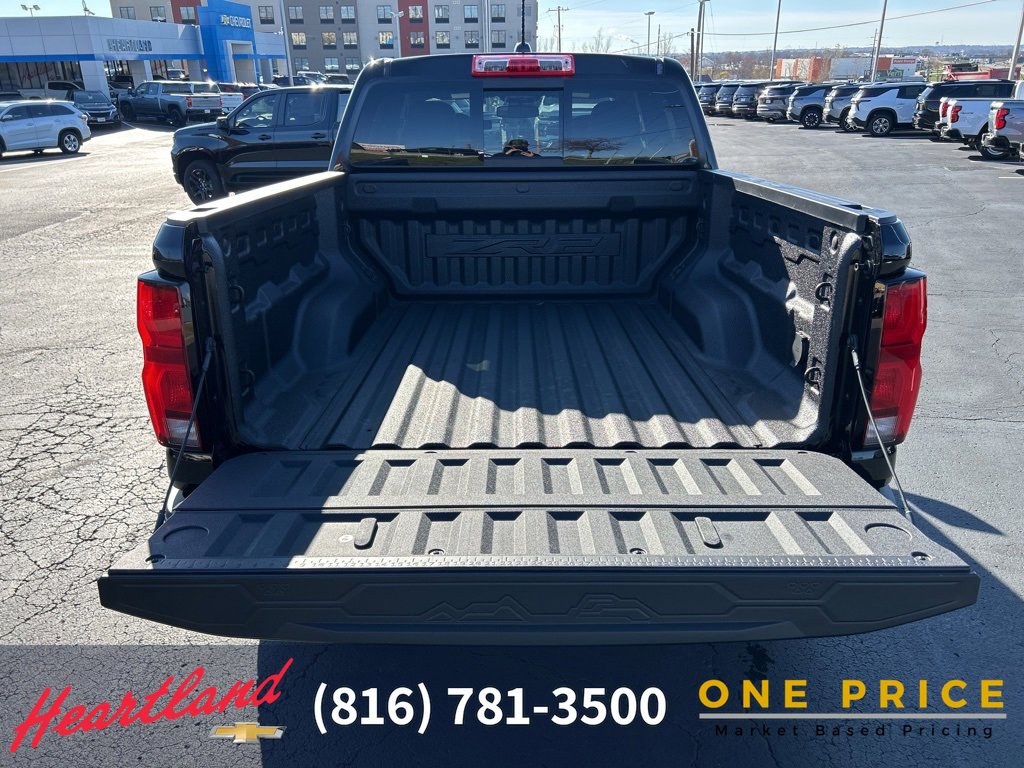 Used 2024 Chevrolet Colorado ZR2 w/ ZR2 Convenience Package III image 51
