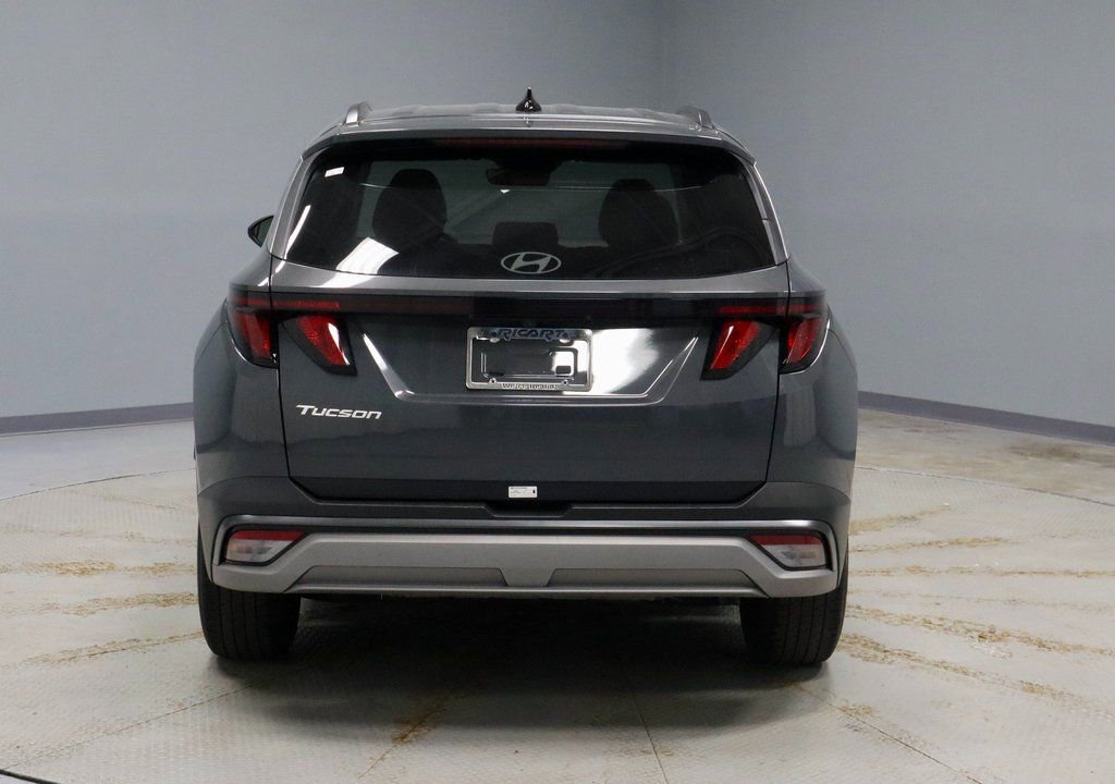 Certified 2025 Hyundai Tucson SEL image 9
