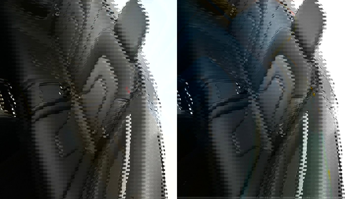 Used 2011 Audi A5 2.0T Premium image 18