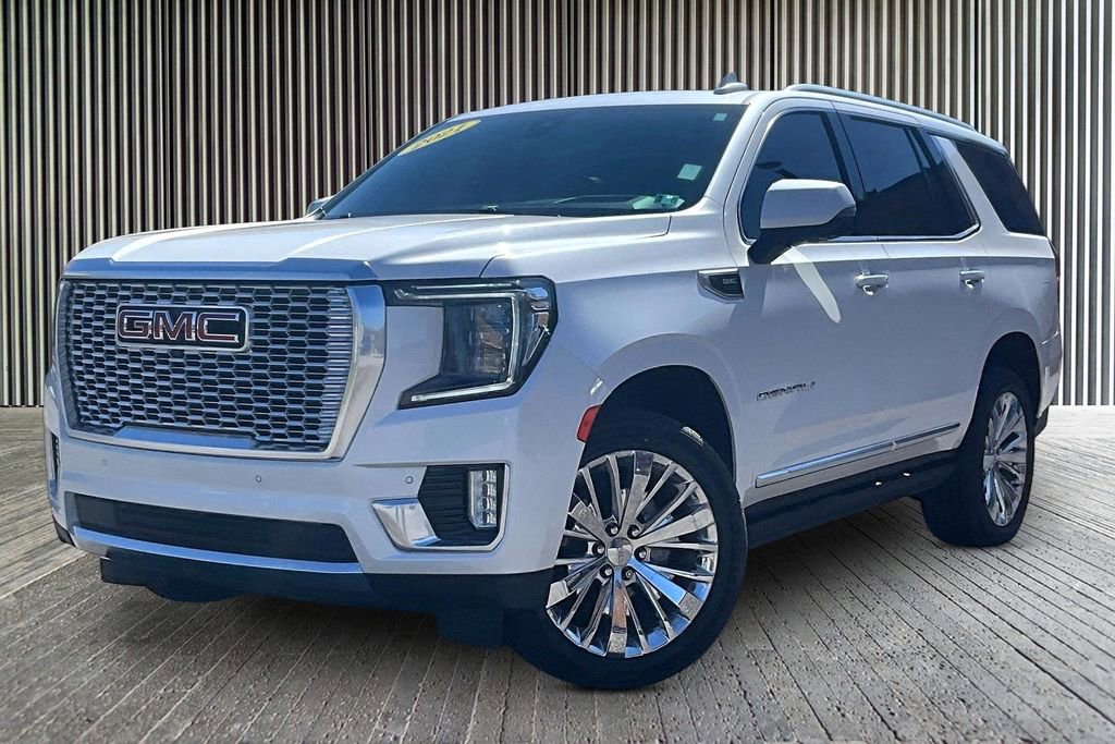 Used 2021 GMC Yukon Denali w/ Denali Premium Package AWD/4WD image 2