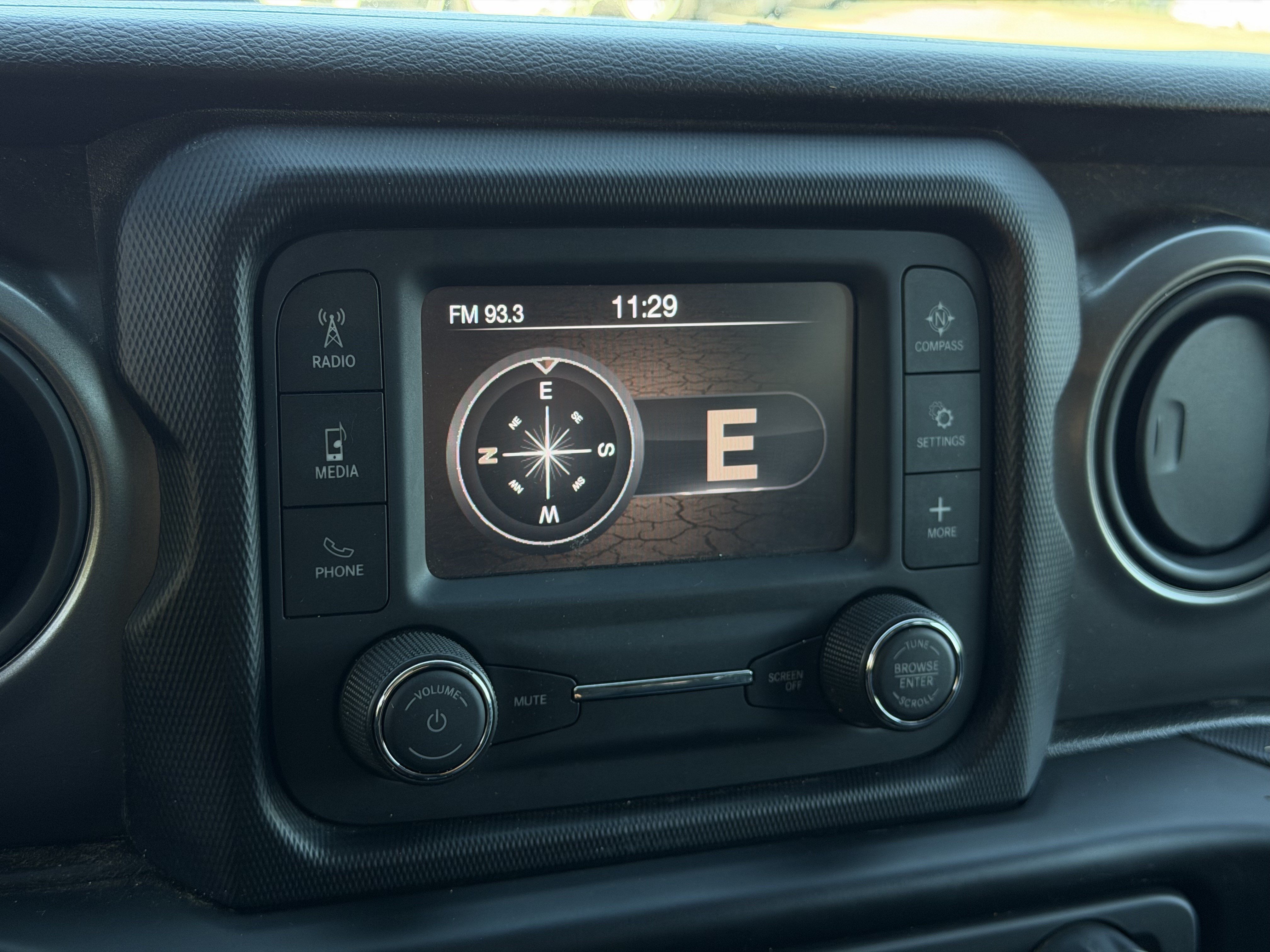 Used 2021 Jeep Wrangler Unlimited Sport AWD/4WD image 22