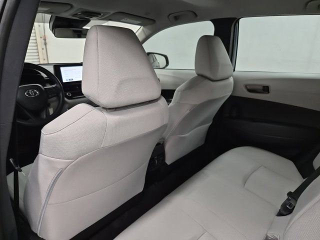 Used 2024 Toyota Corolla Cross L image 14