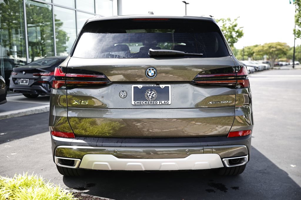 New 2026 BMW X5 xDrive50e w/ Executive Package image 9