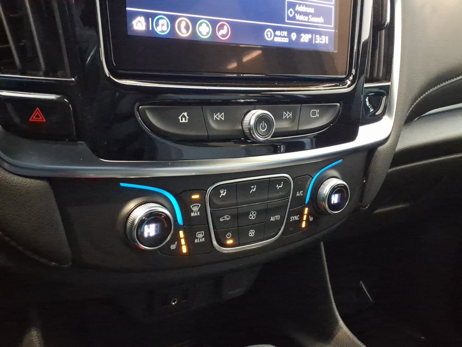 Used 2023 Chevrolet Traverse LT image 19