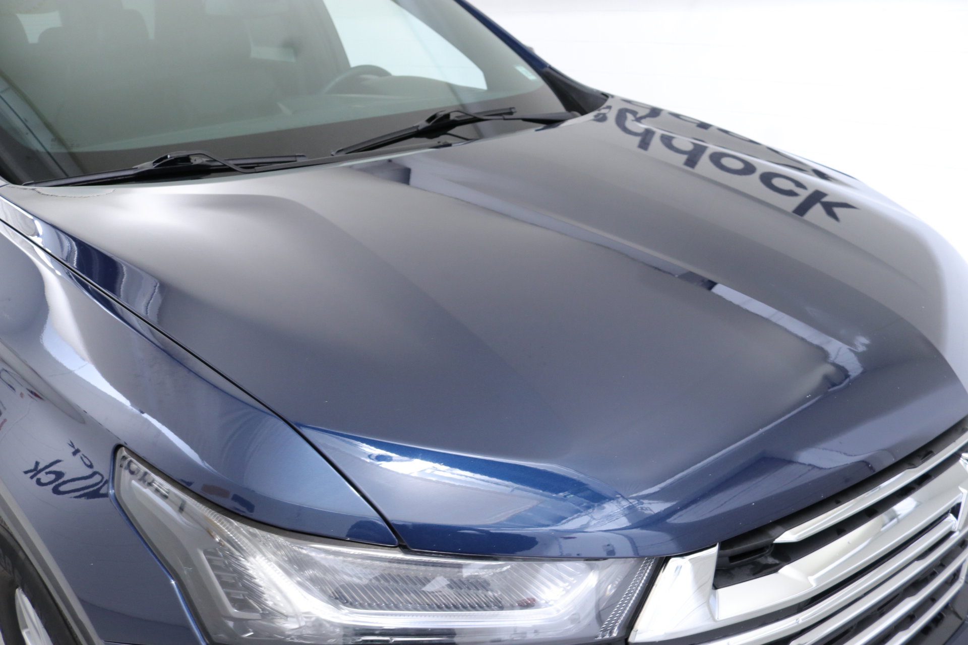 Used 2023 Chevrolet Traverse LT image 11