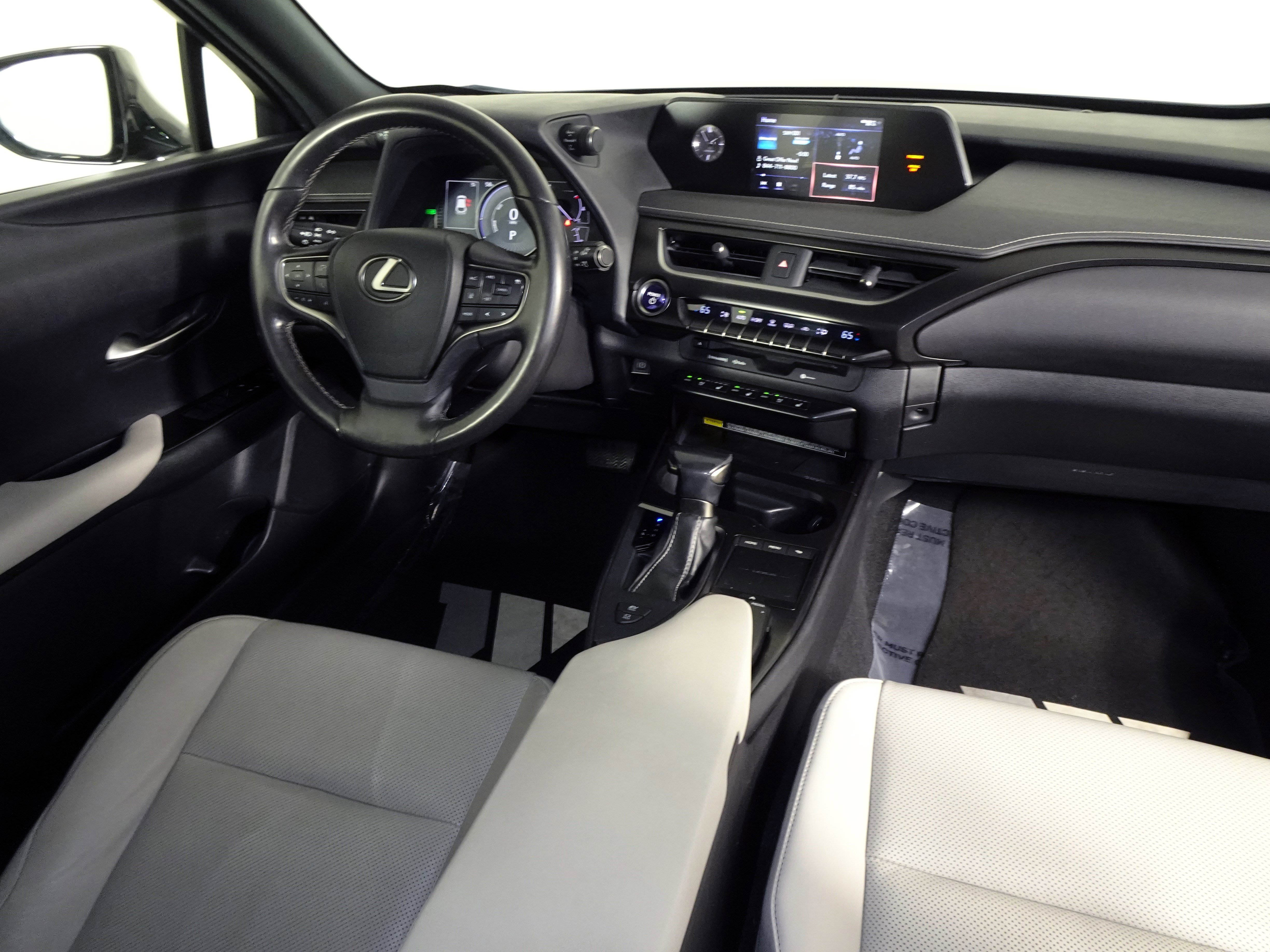 Used 2020 Lexus UX 250h w/ Premium Package image 40