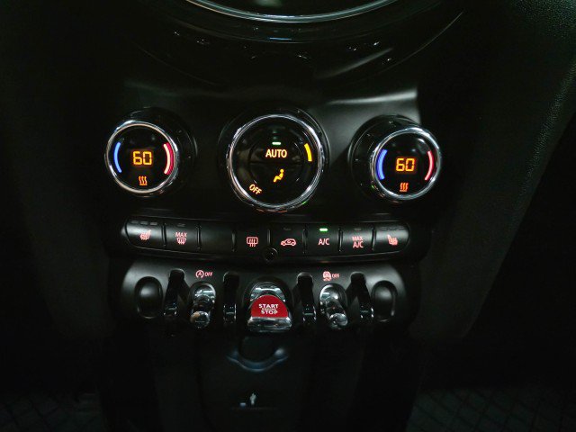 Used 2024 MINI Cooper 4-Door Hardtop FWD image 27