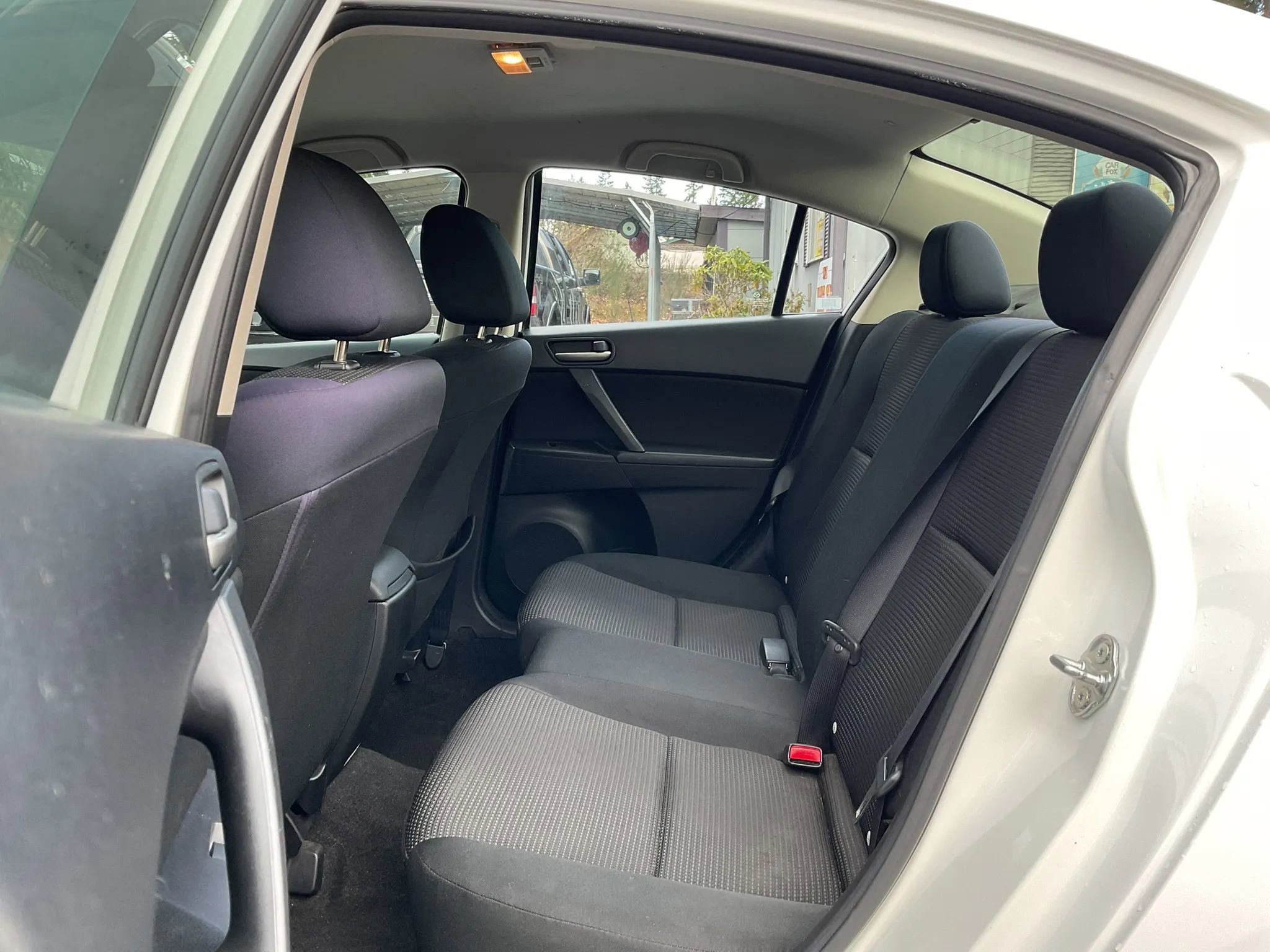 Used 2012 MAZDA MAZDA3 i Sport image 10