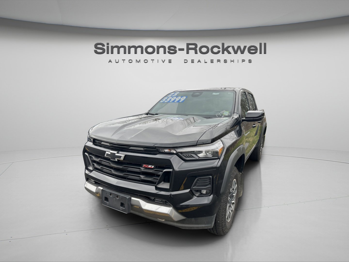 Used 2023 Chevrolet Colorado Z71 w/ Advanced Trailering Package image 3