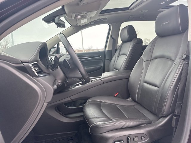 Used 2021 Buick Enclave Avenir w/ Avenir Technology Package image 10