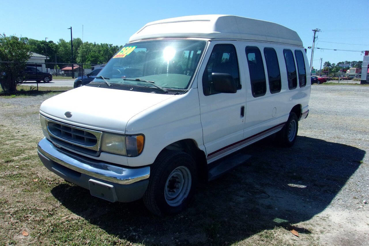 Used 2000 Ford E-250 and Econoline 250 image 3