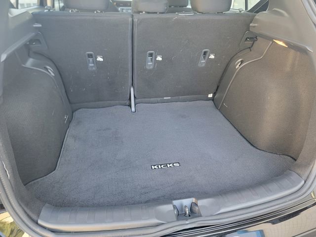 Used 2024 Nissan Kicks S image 17