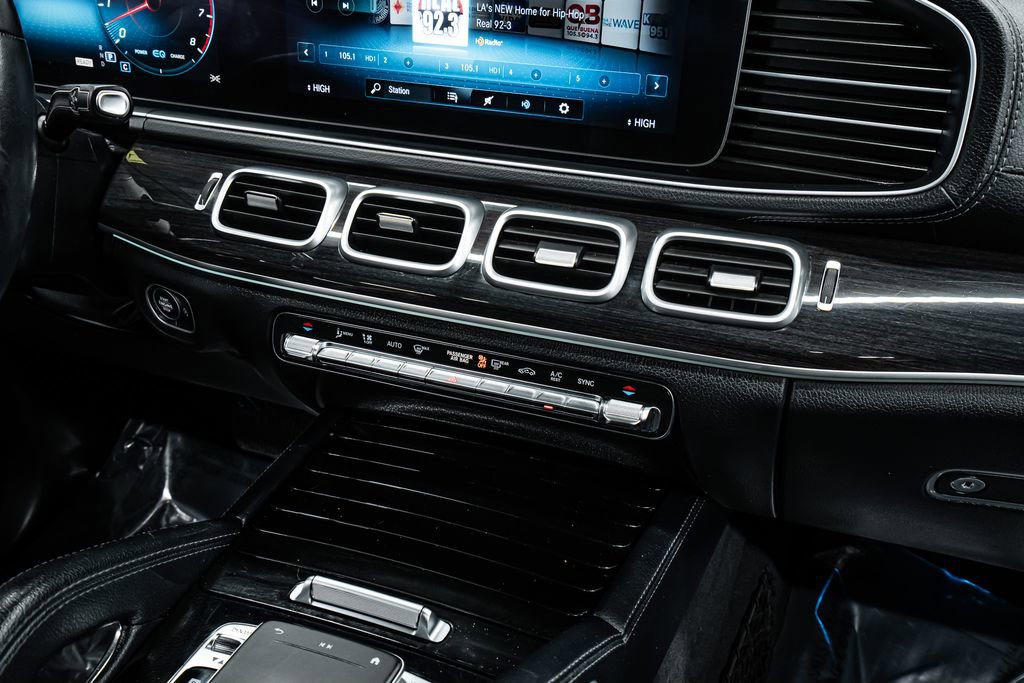 Used 2020 Mercedes-Benz GLS 450 4MATIC image 16