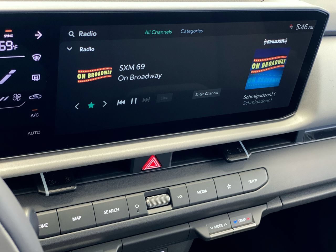 New 2027 Kia Seltos EX w/ EX Panoramic Sunroof Package FWD image 27