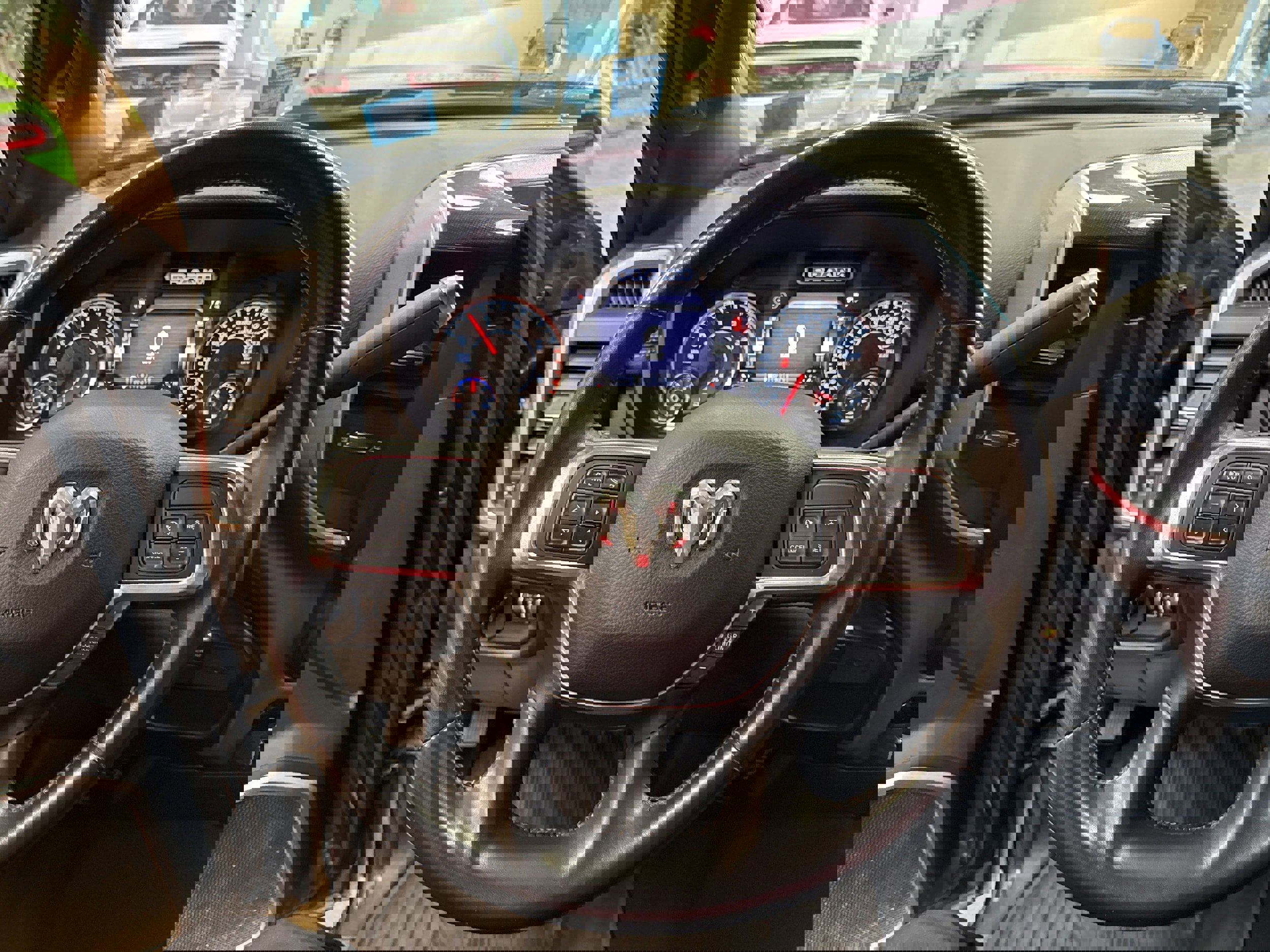 Used 2020 RAM 2500 Laramie image 26