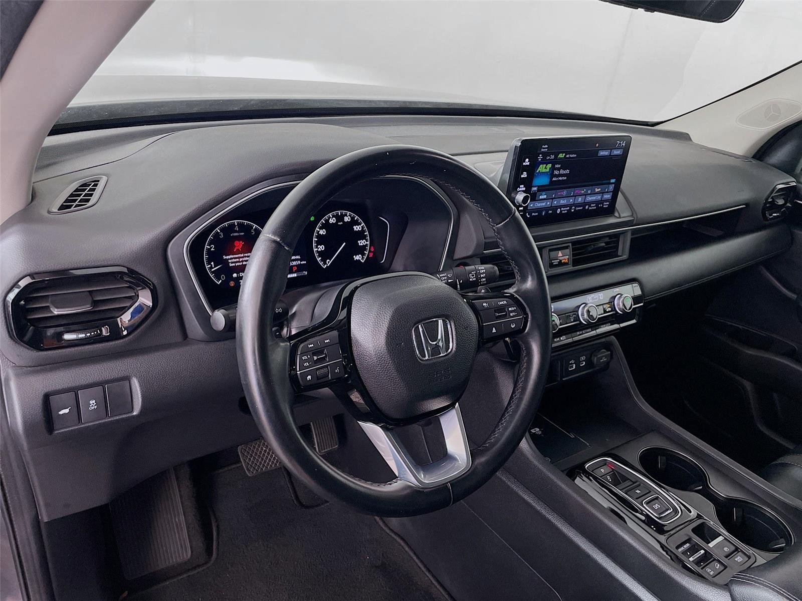 Used 2024 Honda Pilot EX-L image 13