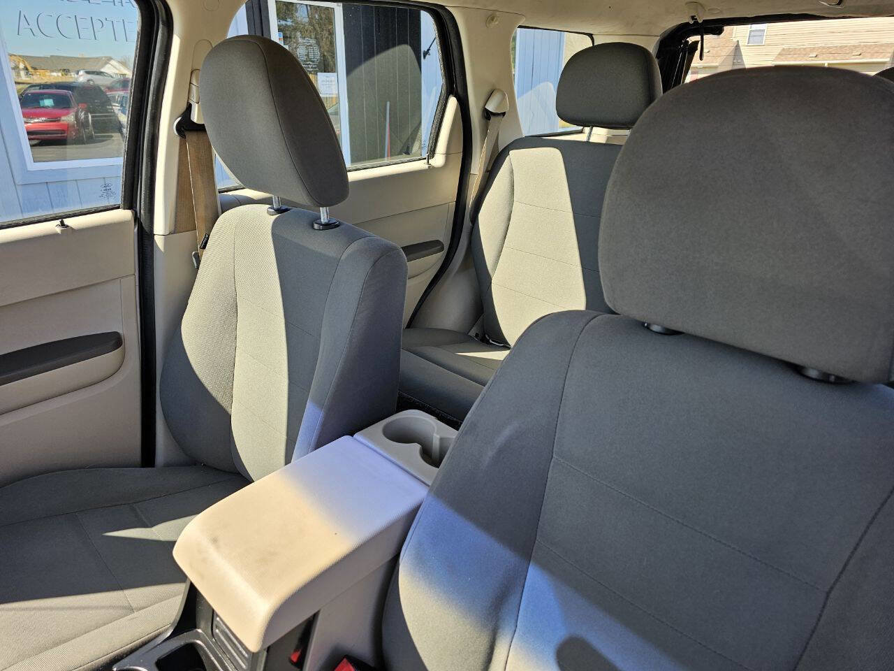 Used 2012 Ford Escape XLS image 18