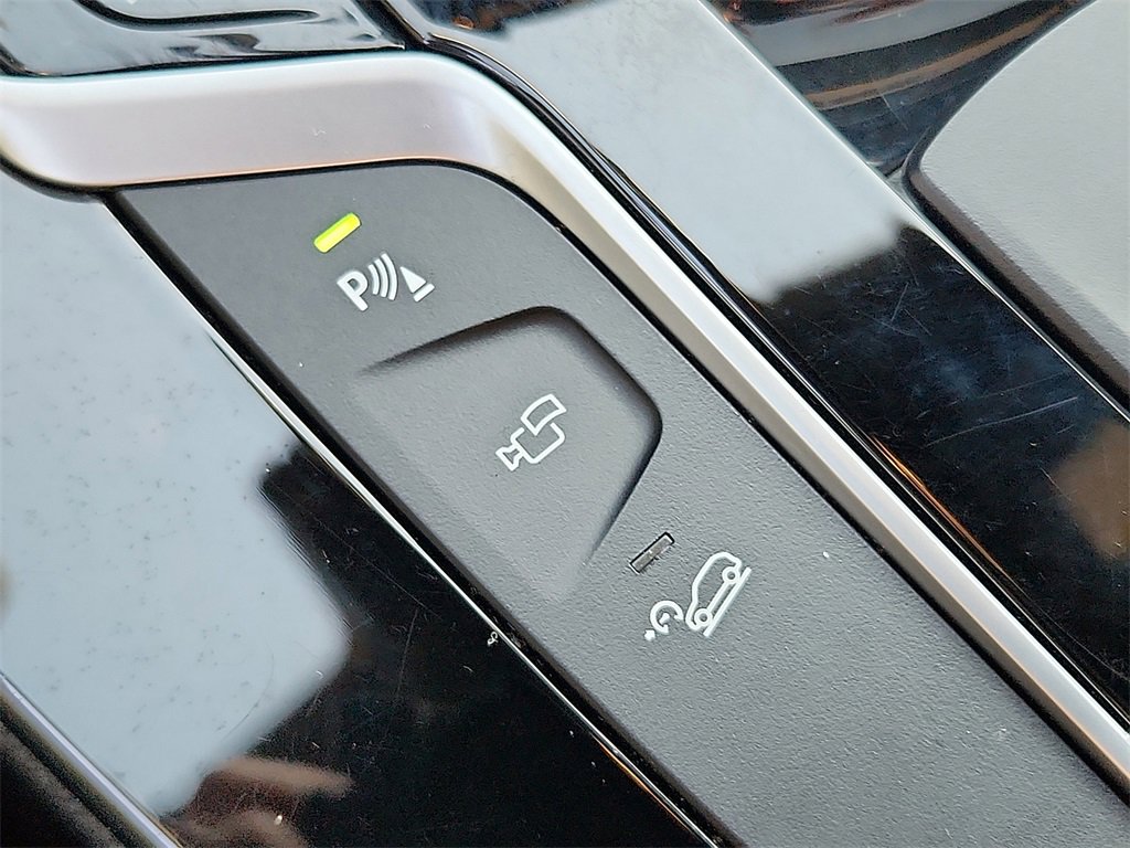 Used 2019 BMW X3 xDrive30i w/ Premium Package image 27