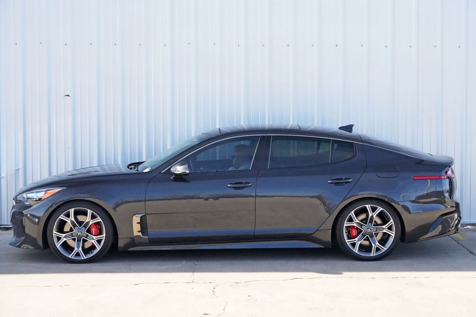 Used 2020 Kia Stinger GT2 image 50