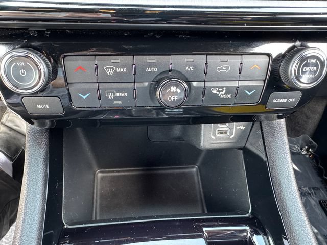 Used 2025 Jeep Compass Trailhawk AWD/4WD image 27