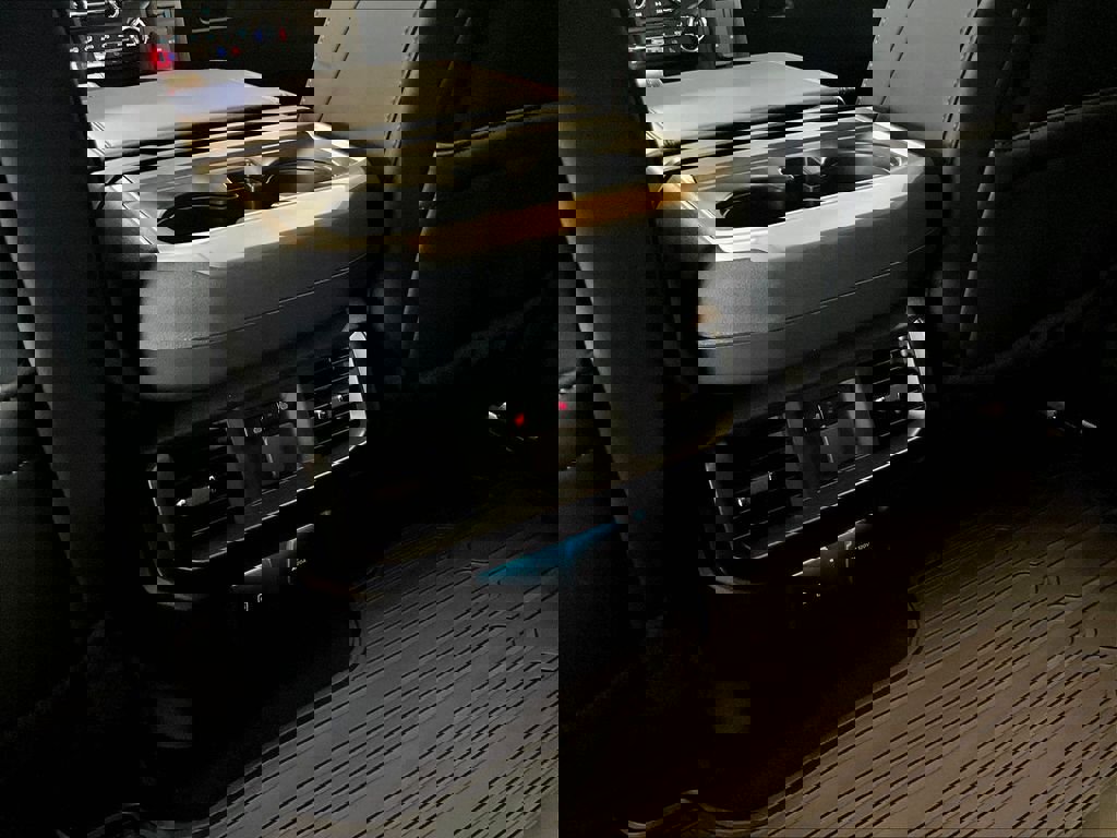 Used 2025 Ford F150 Raptor image 27