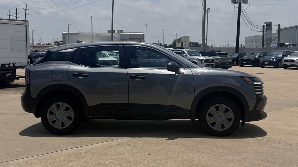 Used 2025 Nissan Kicks S FWD image 6