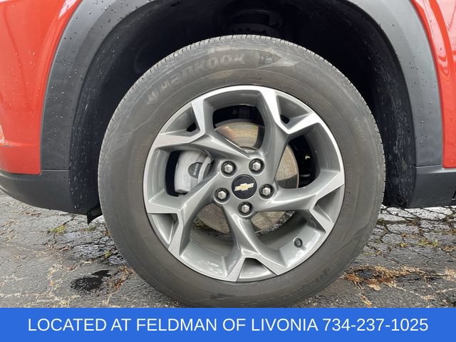 Certified 2024 Chevrolet Trax LT w/ Driver Confidence Package FWD image 31