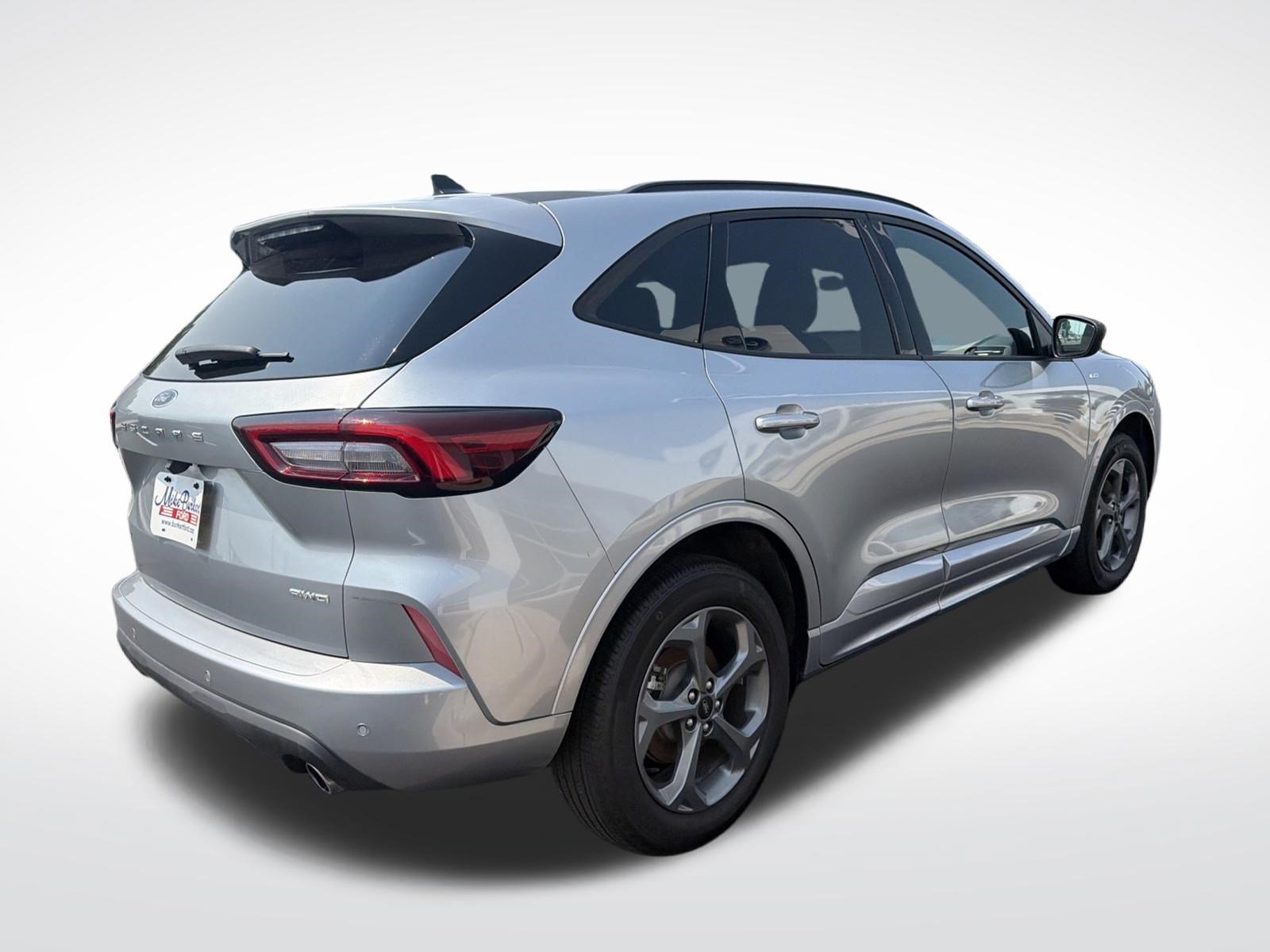 Used 2024 Ford Escape ST-Line w/ Tech Pack #1 AWD/4WD image 8