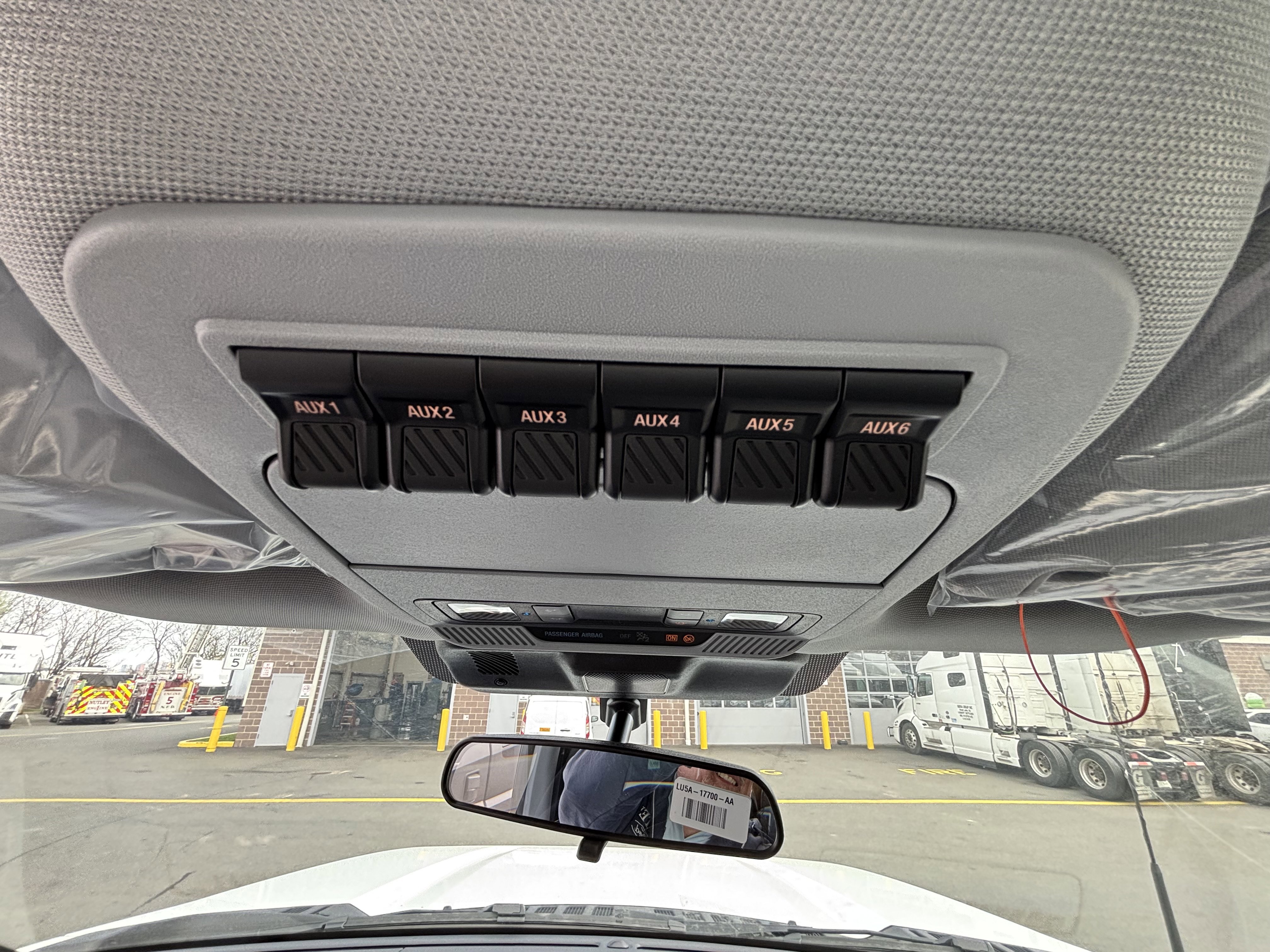 New 2025 Ford F350 XL w/ XL Chrome Package image 12