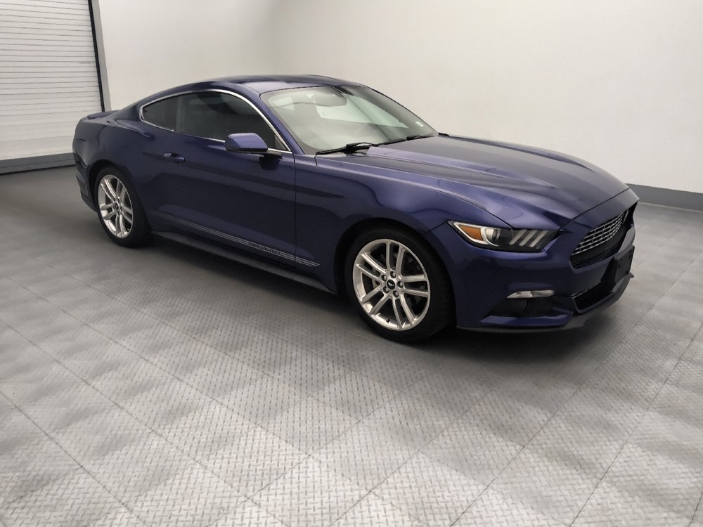 Used 2016 Ford Mustang Premium w/ Pony Package RWD image 11