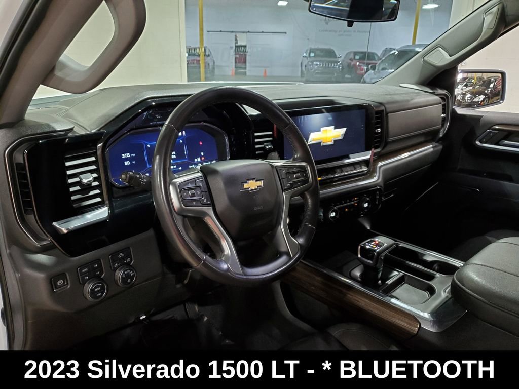 Used 2023 Chevrolet Silverado 1500 LT w/ Z71 Off-Road Package AWD/4WD image 7
