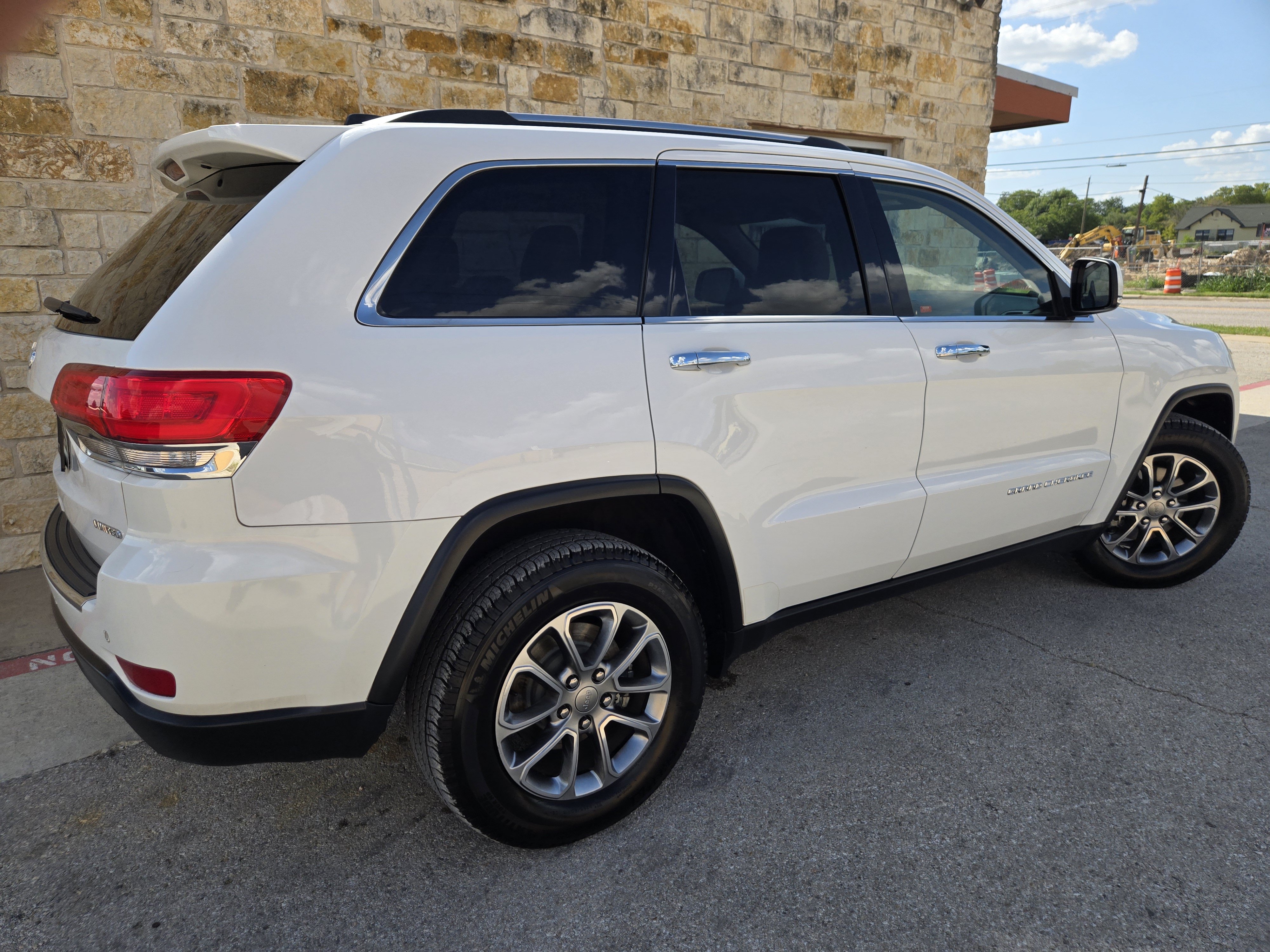 Used 2014 Jeep Grand Cherokee Limited RWD image 20