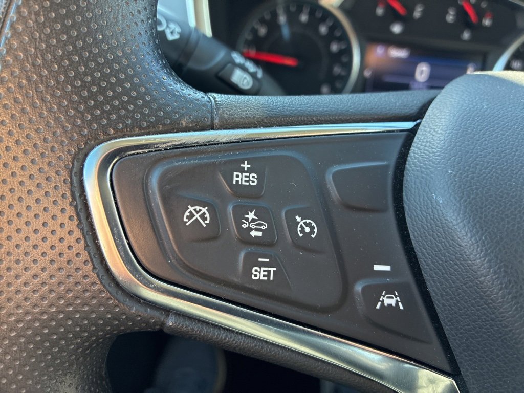 Used 2024 Chevrolet Equinox LS w/ LS Convenience Package image 9