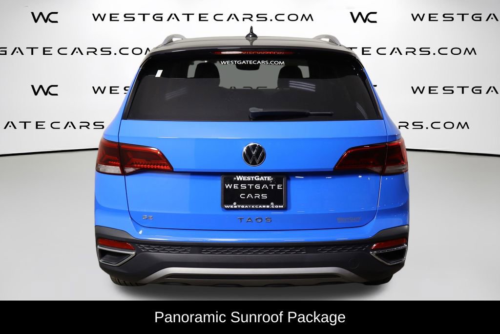 Used 2023 Volkswagen Taos SE w/ Panoramic Sunroof Package image 4