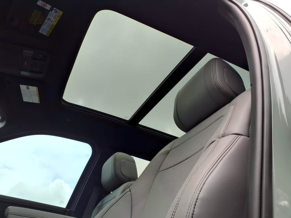 New 2026 Toyota Tundra Limited AWD/4WD image 8