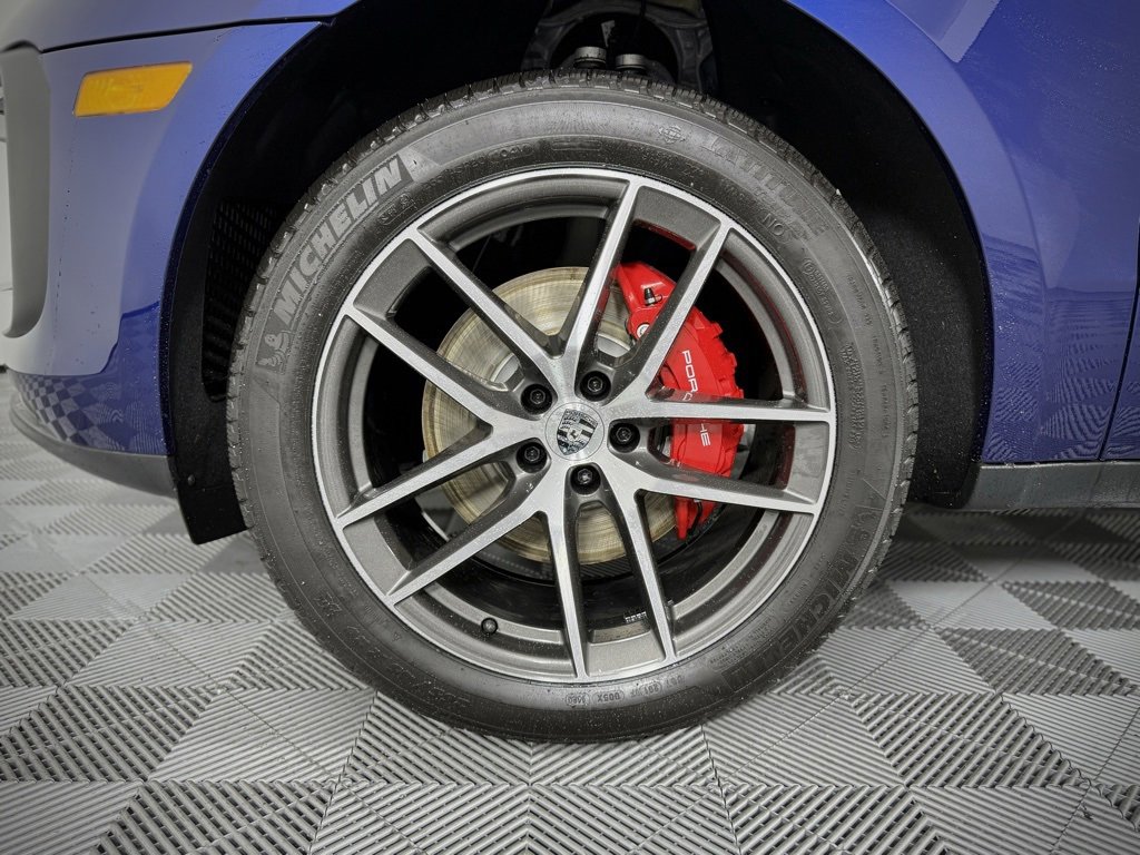 New 2026 Porsche Macan S image 13