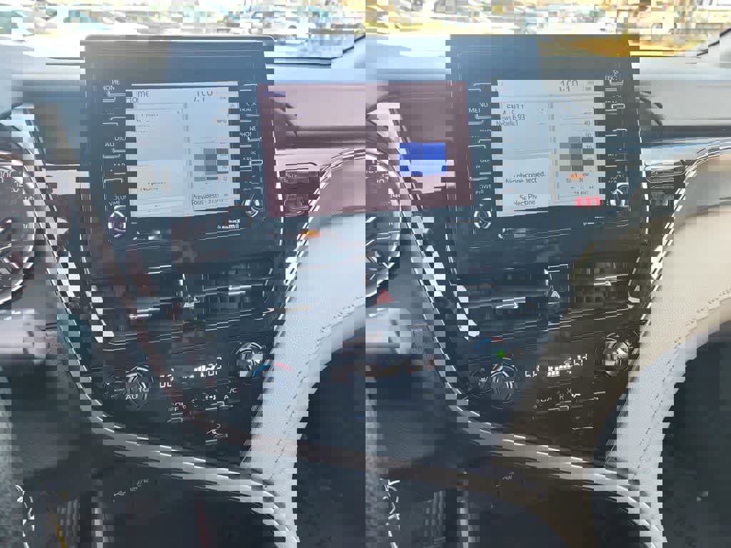 Used 2023 Toyota Camry LE image 17