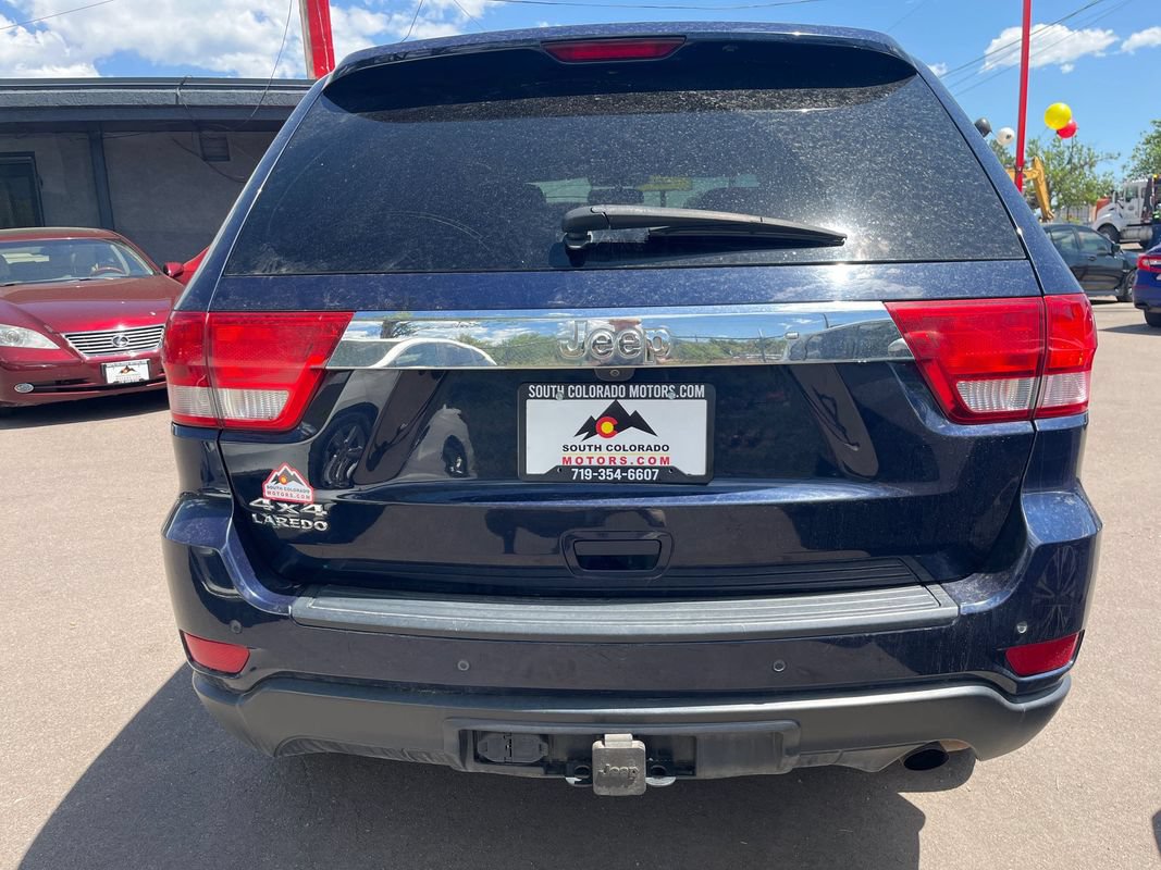 Used 2013 Jeep Grand Cherokee Laredo AWD/4WD image 6