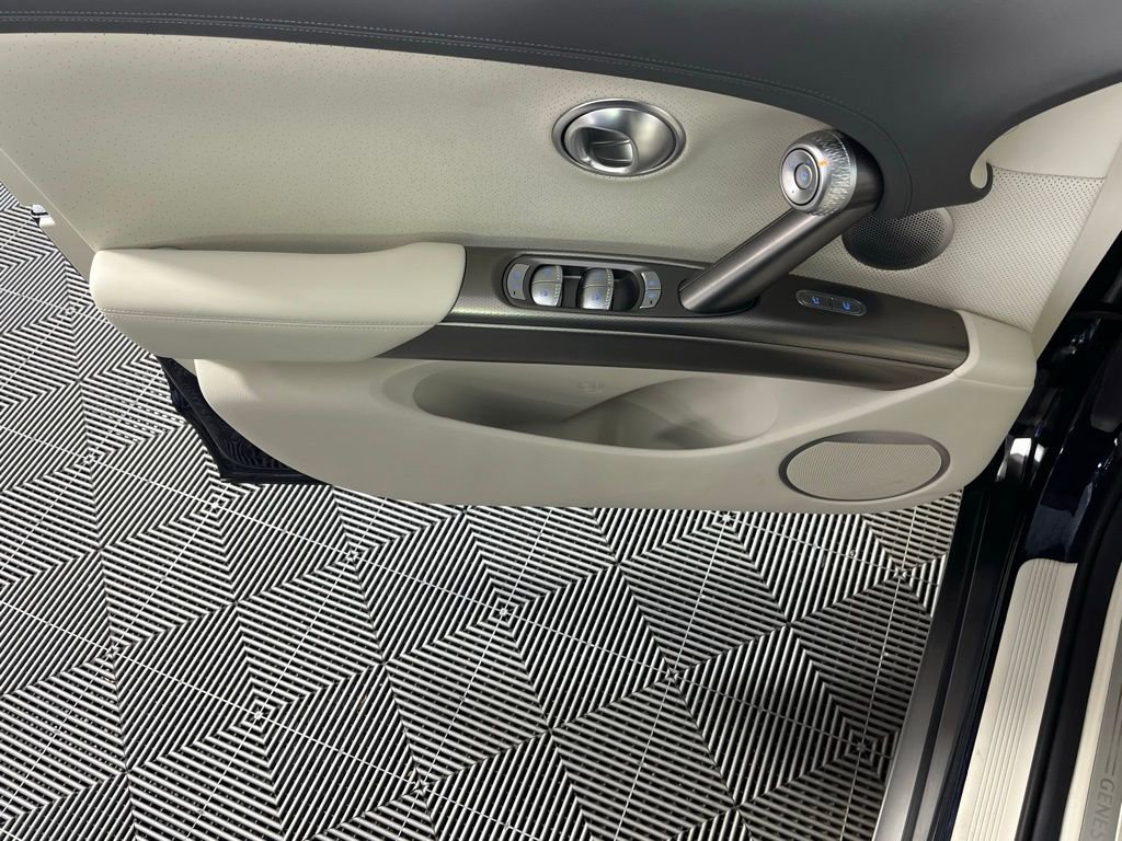 Used 2025 Genesis GV60 Advanced image 29