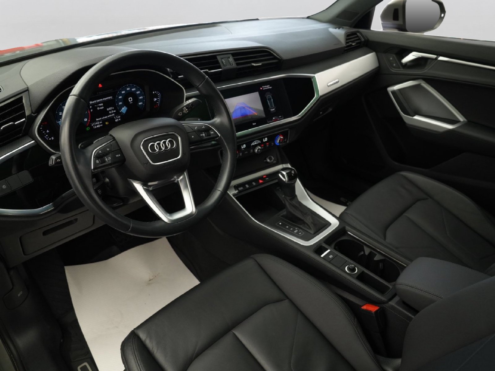 Used 2021 Audi Q3 2.0T Premium w/ Convenience Package AWD/4WD image 15