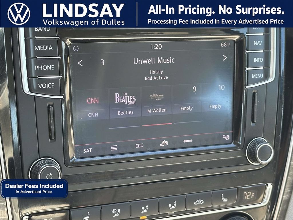 Used 2017 Volkswagen Passat 1.8T SEL Premium FWD image 16
