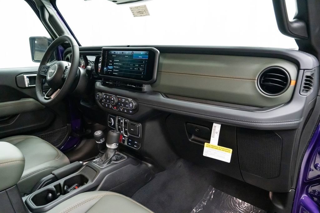 New 2026 Jeep Gladiator Mojave image 30