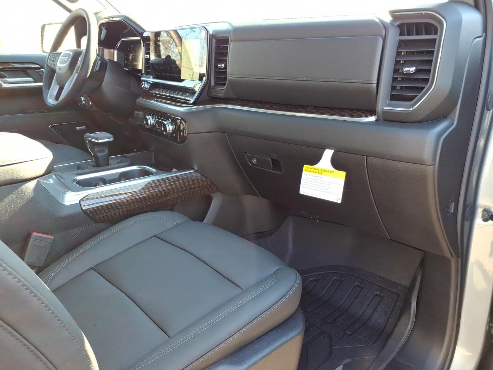 New 2026 GMC Sierra 1500 Elevation w/ Elevation Premium Package AWD/4WD image 9