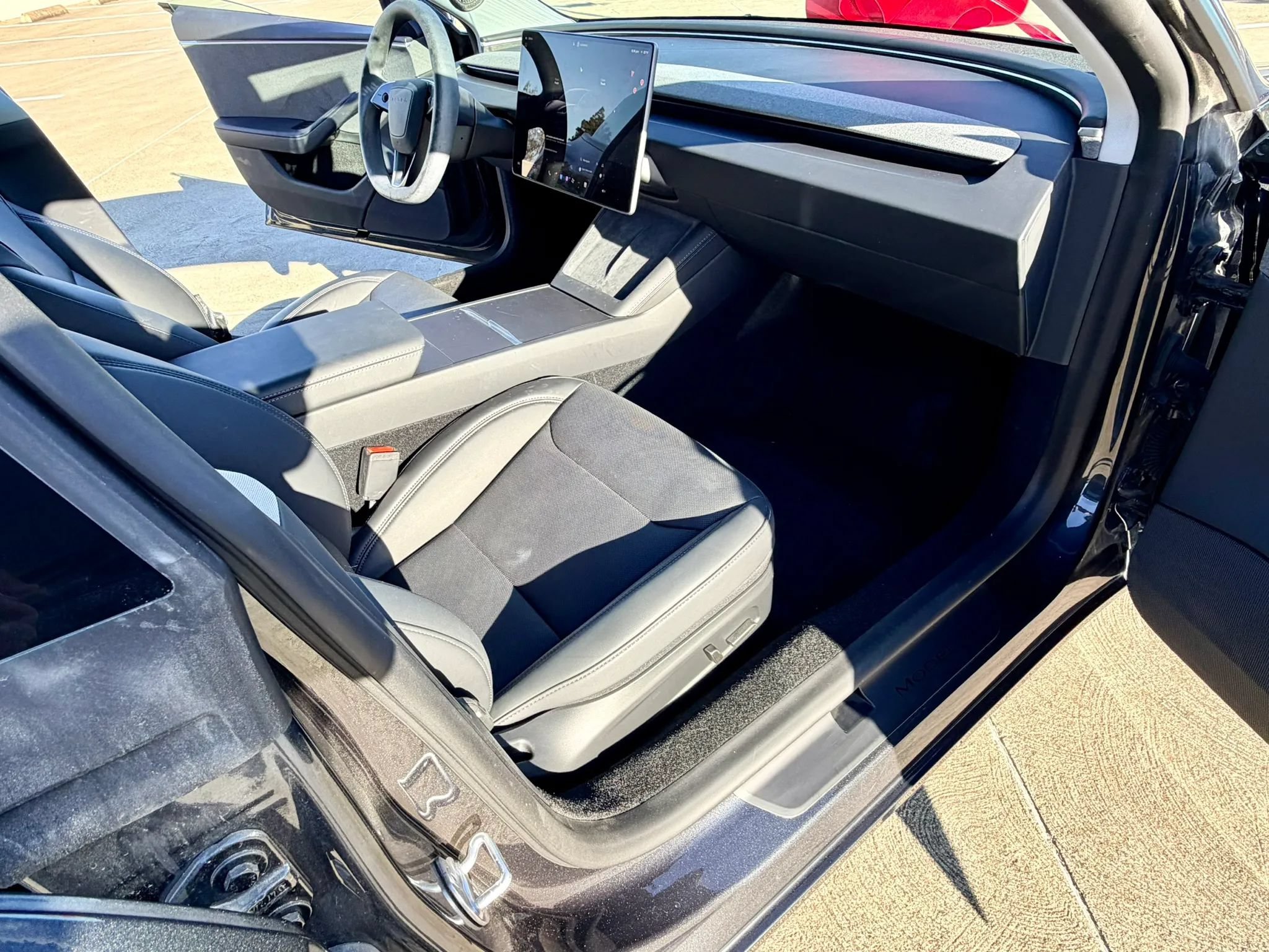 Used 2025 Tesla Model 3 Long Range RWD image 30