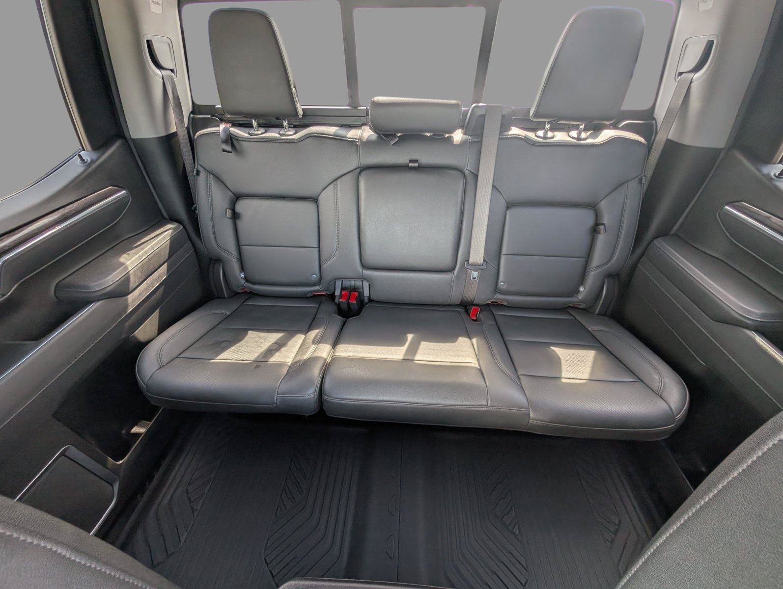 Used 2025 Chevrolet Silverado 1500 LTZ w/ LTZ Premium Package AWD/4WD image 38