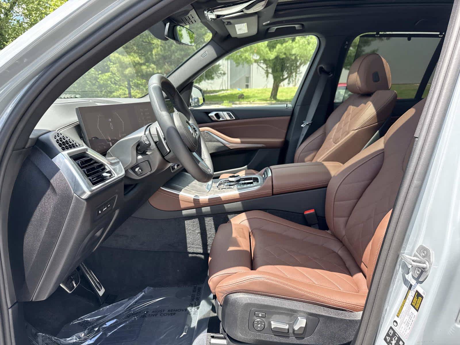 Used 2026 BMW X5 xDrive40i w/ Executive Package AWD/4WD image 14