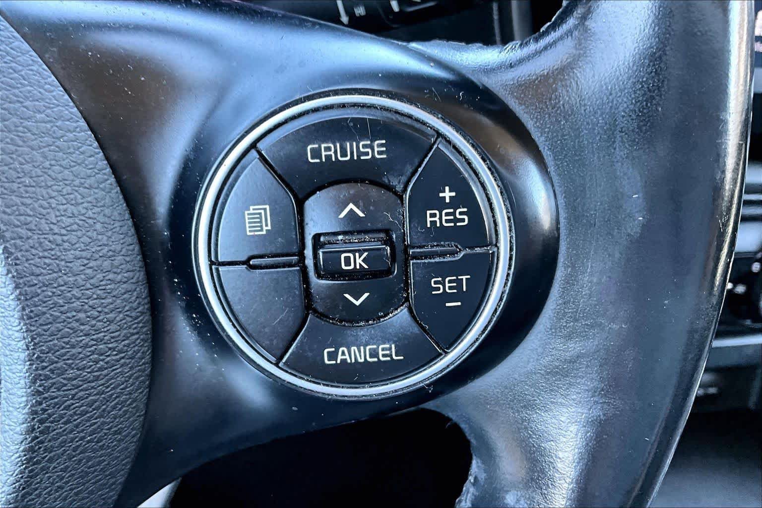 Used 2020 Kia Soul GT-Line FWD image 21
