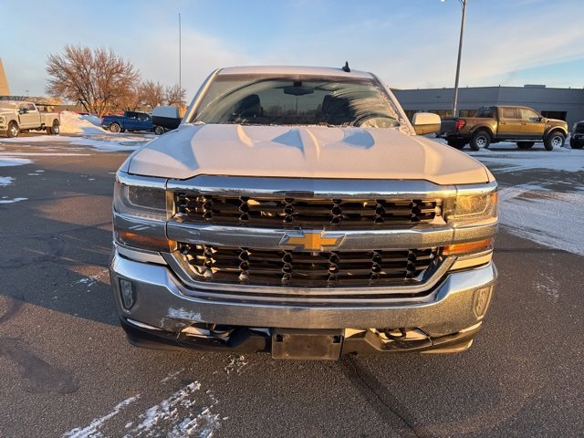 Used 2018 Chevrolet Silverado 1500 LT w/ All Star Edition image 4