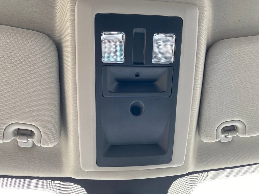 Used 2020 RAM 1500 Classic SLT image 27