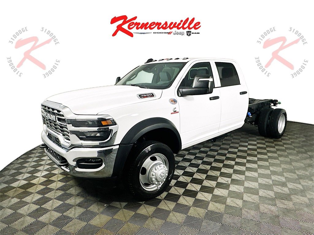 New 2025 RAM 4500 Tradesman image 3